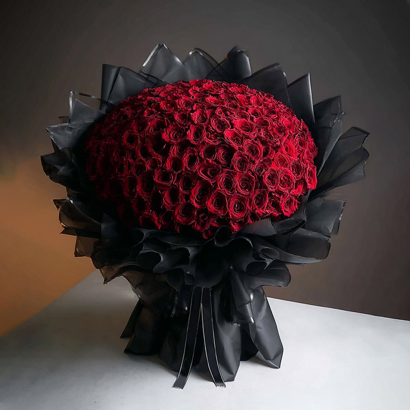 How much is Kallang Valentine's Day pink rose